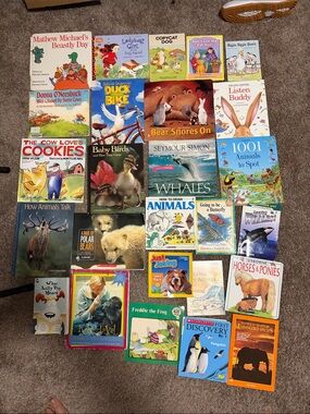 26 ELEMENTARY ANIMAL SCHOOL BOOKS